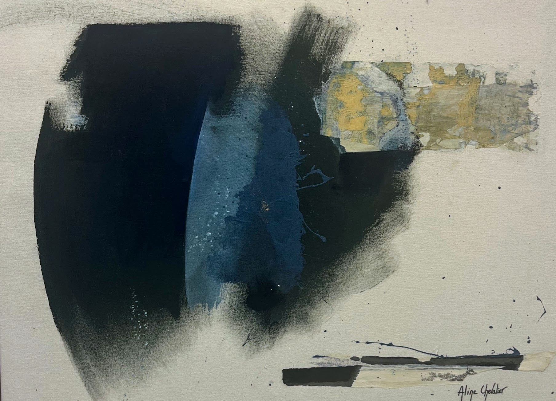 Écho Bleu, peinture abstraite contemporaine en marqueterie de papier et pigments naturels, 60 × 80 cm